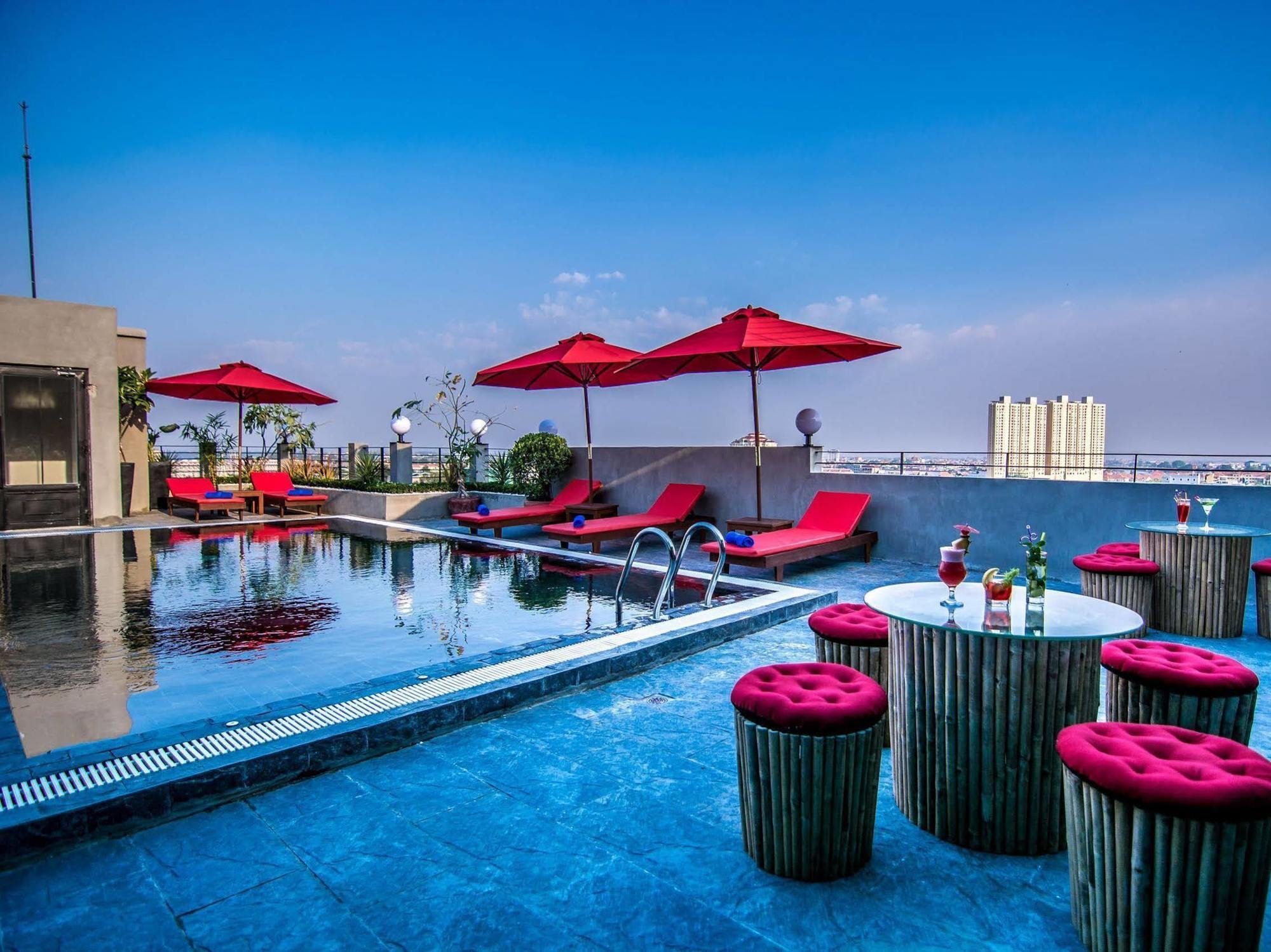 Diamond Palace Resort & Sky Bar Phnom Penh Zewnętrze zdjęcie