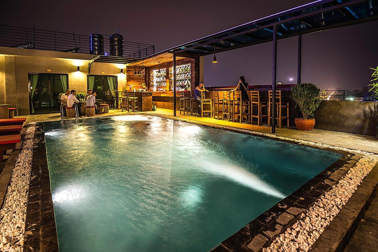 Diamond Palace Resort & Sky Bar Phnom Penh Zewnętrze zdjęcie
